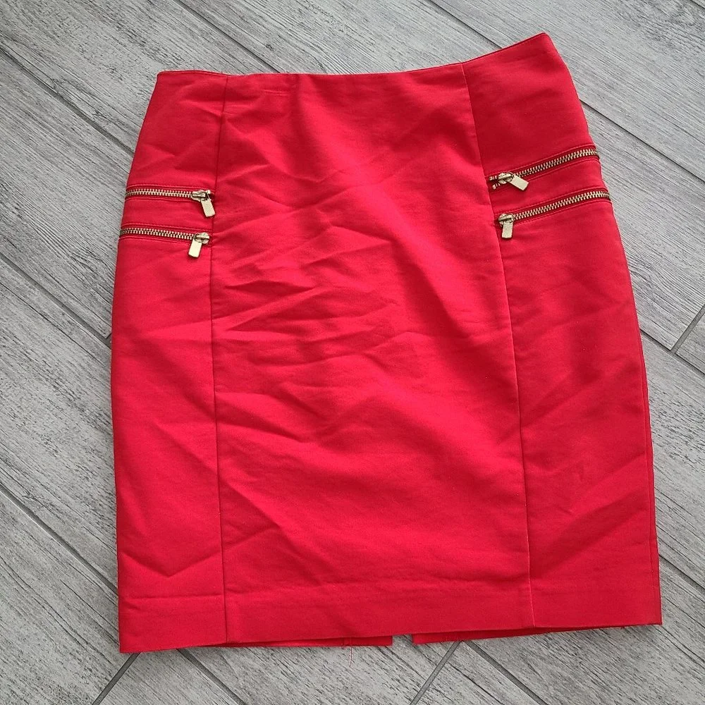 H&M women's red pencil skirt with gold zippers size 10